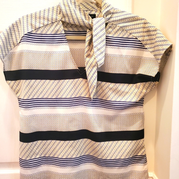 Patterned blouse - Picture 1 of 3